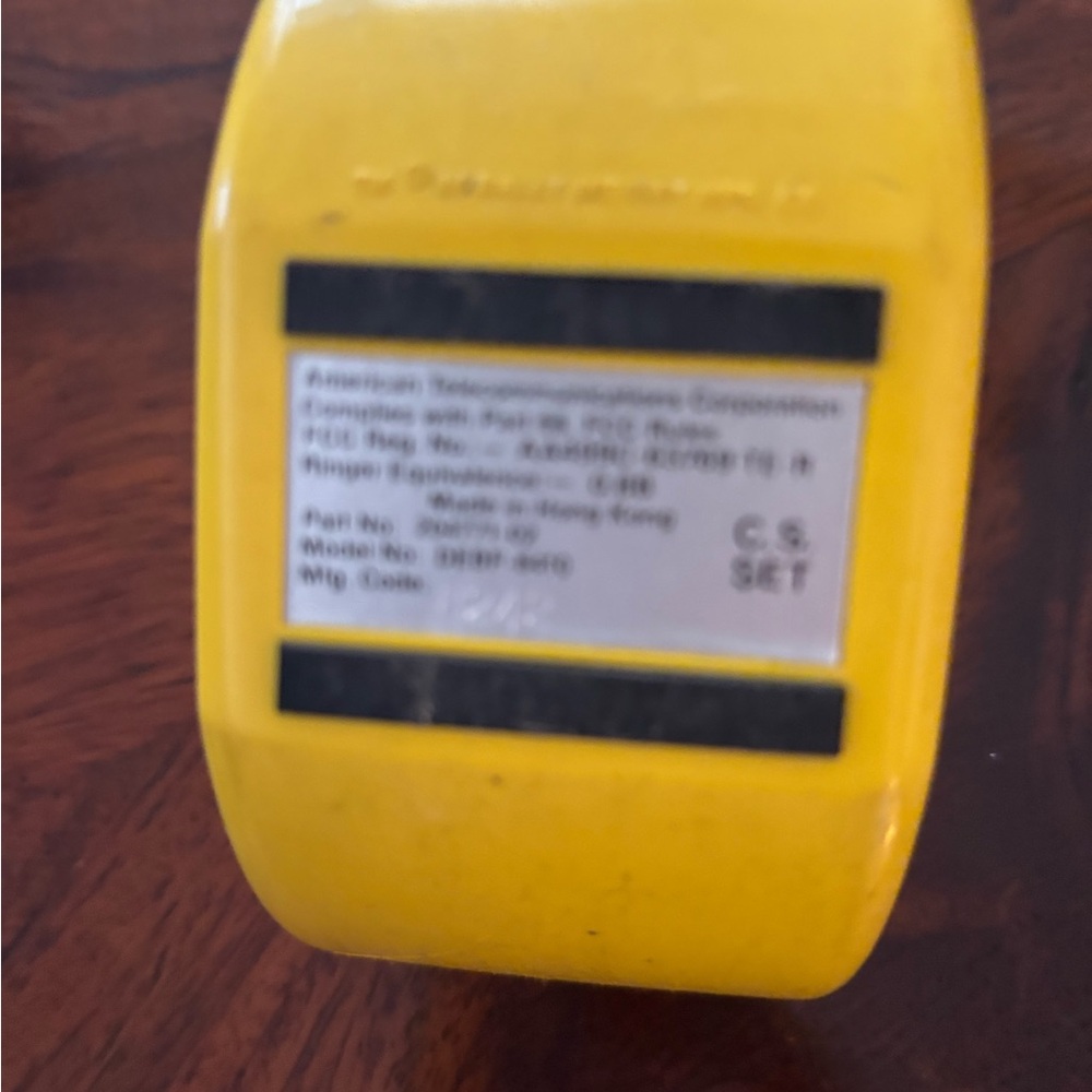 Yellow Pac-Man Retro Telephone - Picture 4 of 4